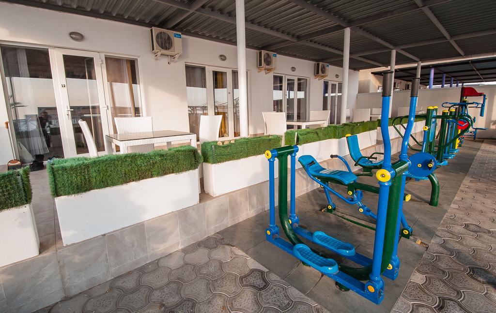 Vip Hotel Koblevo Bagian luar foto