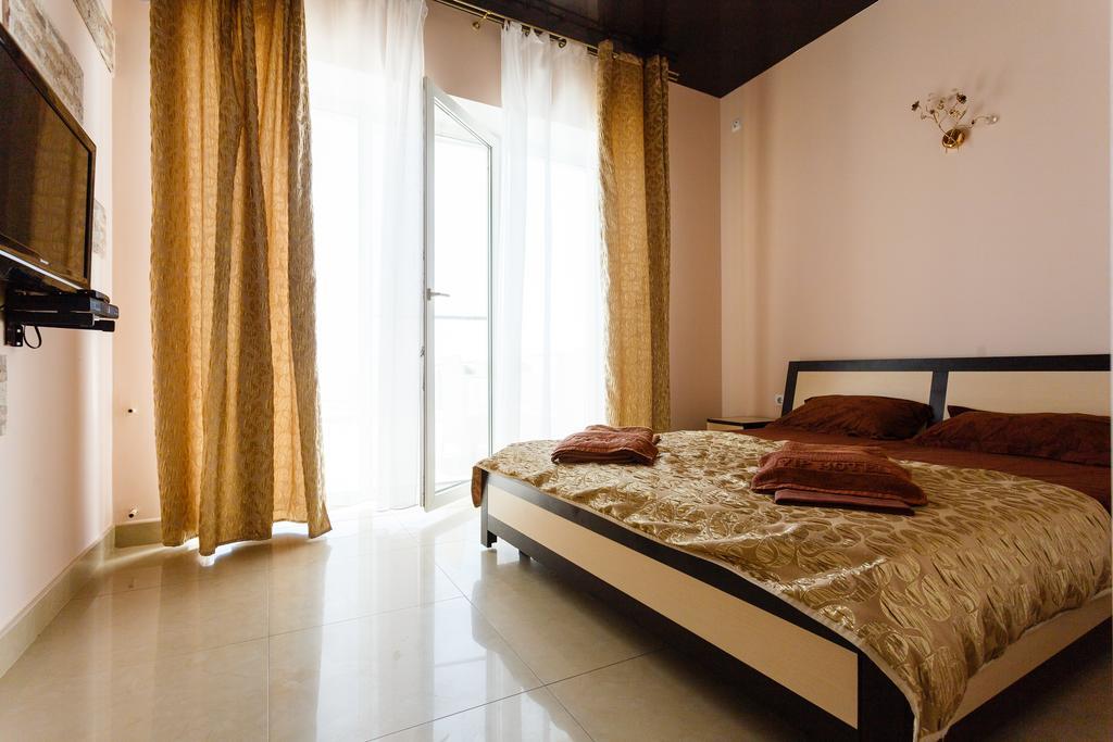Vip Hotel Koblevo Bagian luar foto